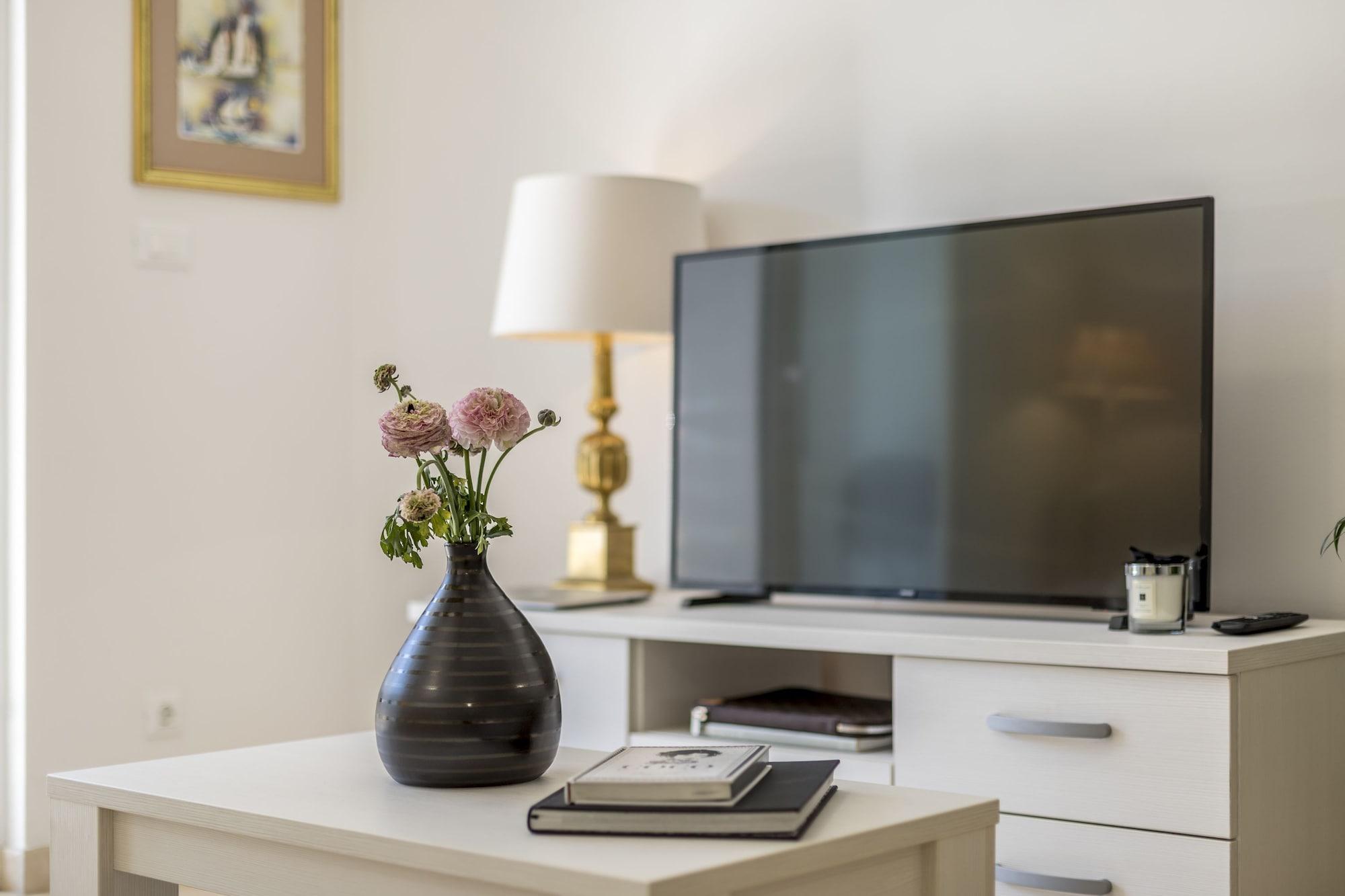 Adriatic Queen Rooms & Apartments สปลิท ภายนอก รูปภาพ