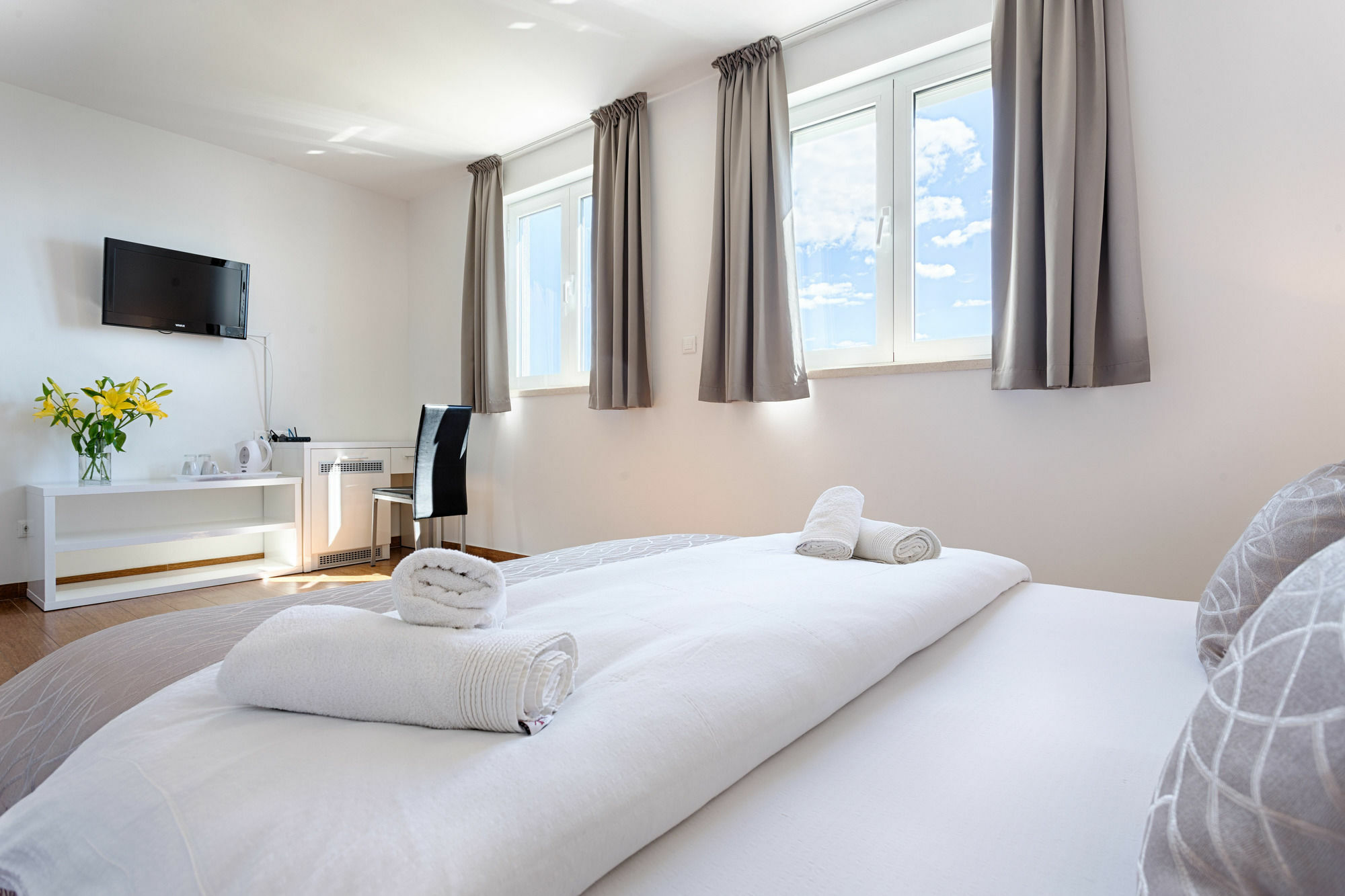 Adriatic Queen Rooms & Apartments สปลิท ภายนอก รูปภาพ