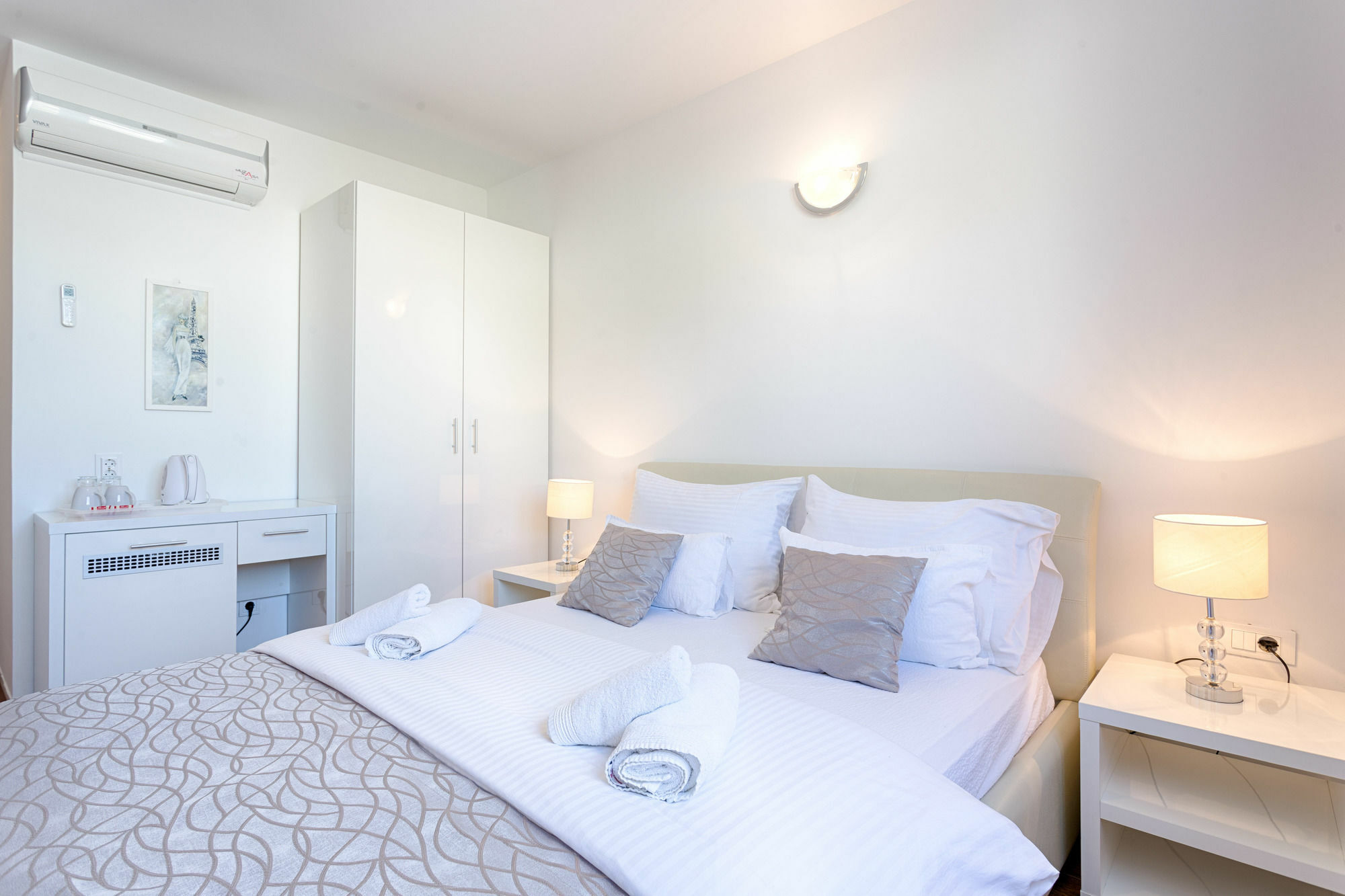 Adriatic Queen Rooms & Apartments สปลิท ภายนอก รูปภาพ